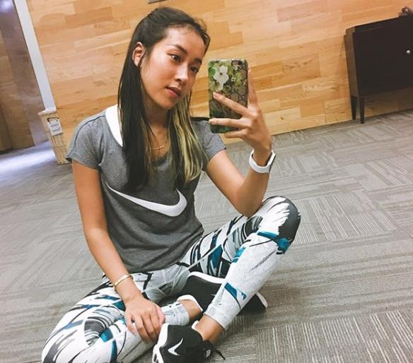 吉克隽逸|参观吉克隽逸住的豪宅，家里椅子都是宫廷式的，生活过得像贵妃