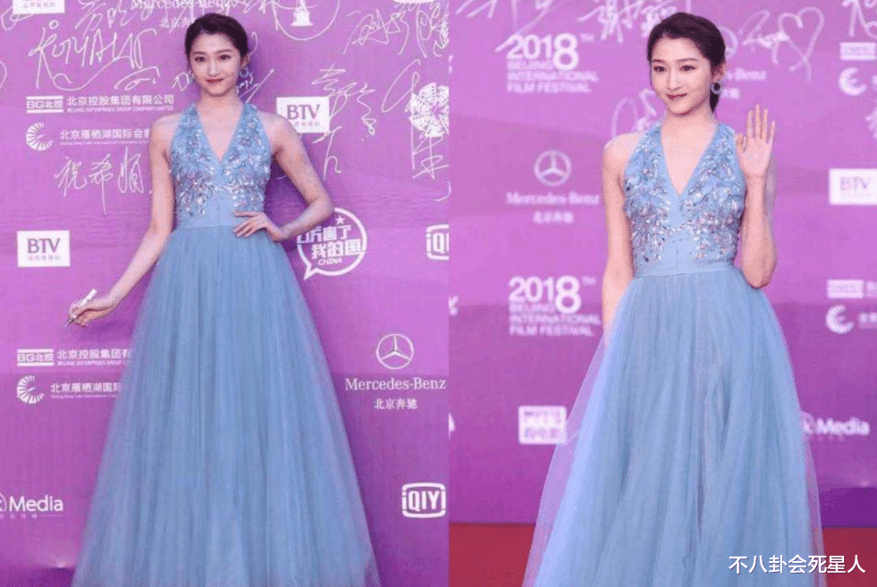 迪丽热巴|女星红毯露肩装，斜方肌、膀子大、背厚，“露肩杀”变“露肩死”