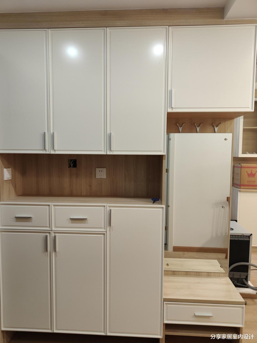 分享家居室内设计 新房装修结束啦，全屋铺贴木地板，太有品位了，效果让人满意！