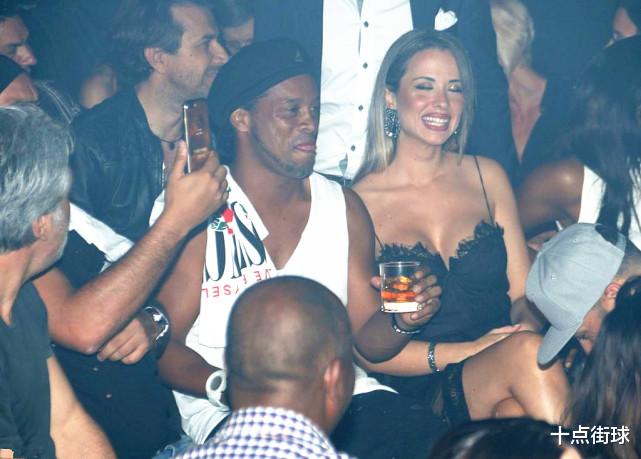 房產(chǎn)|41歲小羅怎么變得如何蒼老？曾多次破產(chǎn)入獄半年，57處房產(chǎn)遭查封