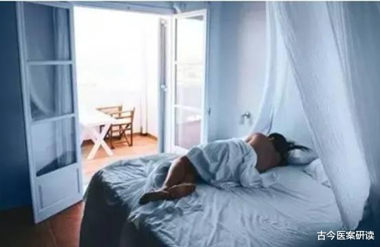 养生|32岁男子甲状腺结节半年反复三次，医生：易患甲状腺癌的人，常有3大“共性”