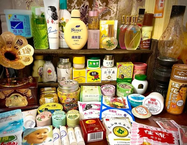 氨基酸|良心国货!十几块钱毛孔粉刺都给用没了,求别停产!