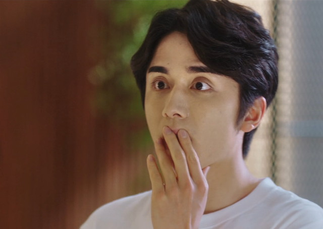 许凯|两大平台同天播出新剧，张新成演技再创新高，许凯新剧颜值下滑