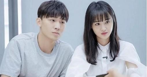 郑爽|郑爽被封杀之后,最开心的并非张恒,而是郑爽的“双胞胎姐妹”!