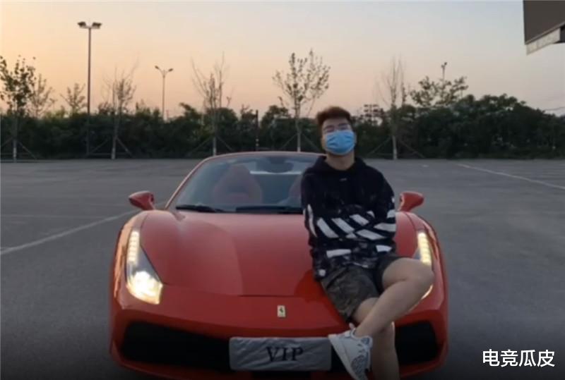 |腐团儿为减肥去健身，晒自拍肚兜当运动衣穿？同为吸睛ANBK才叫绝