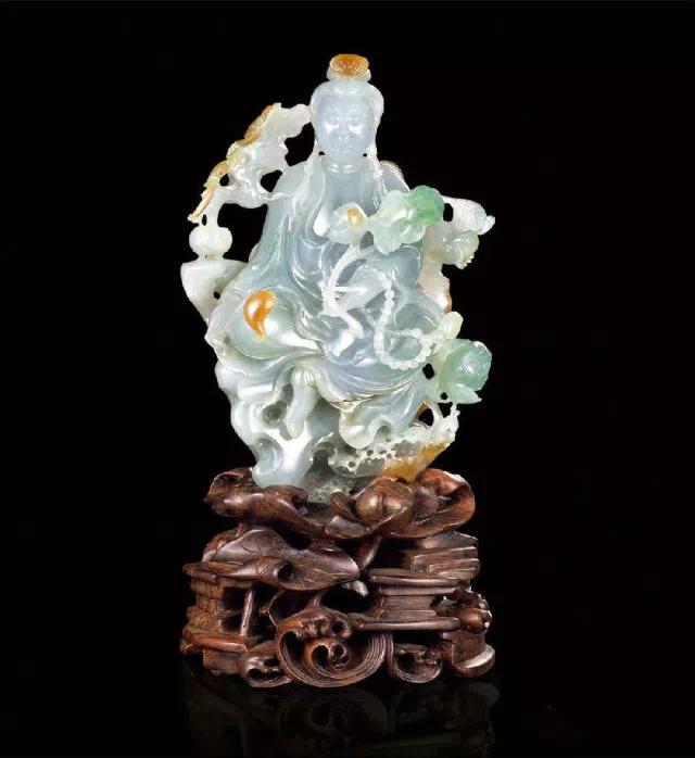 翡翠|当雕刻遇见翡翠，可谓艺术的碰撞！