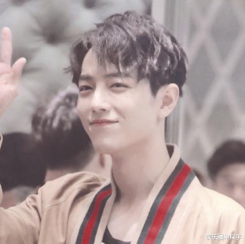 豪门|路人镜头下的肖战——太过真实，让人想脱粉！