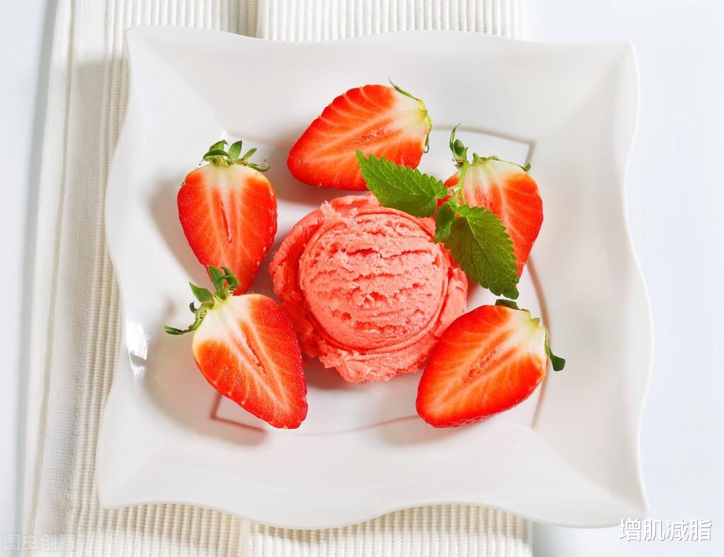 碳水化合物 减肥期间，戒掉2类食物，多吃这3类食物，让你甩掉身上脂肪