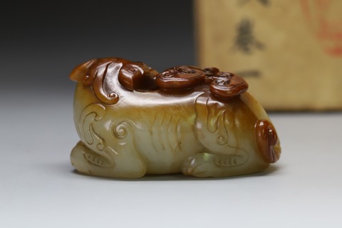 文玩|和田玉籽料枣黄皮童子献寿