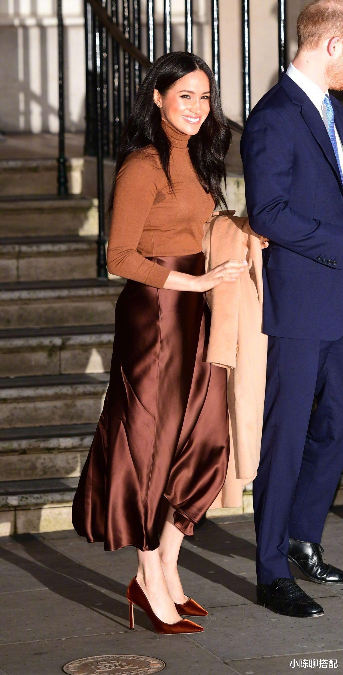 小陈聊搭配|优雅不输西班牙王后,论“鞋品”,她的眼光还要更胜一筹