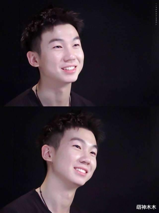 肖战|恭喜!白举纲官宣承认已婚,妻子是圈外人,正面照曝光撞脸福原爱