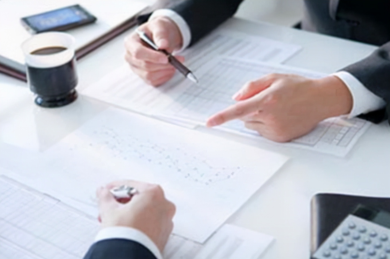 大学|大学“高收入”专业排名，金融专业跌出前5，前三月薪轻松过万