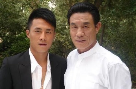 杜淳|被“坐等离婚”，自称伸张正义，杜淳的操作有多绿茶？