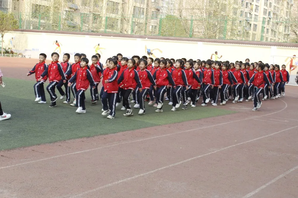 圈衡水 队列队形展风采,昂扬向上绽光芒