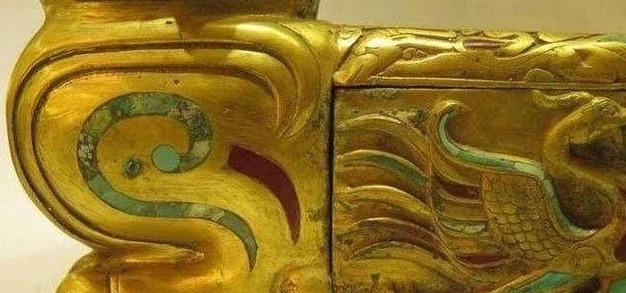 舜网 老家改建，男子却发现了一个瓦罐，看到里面的东西又惊又喜