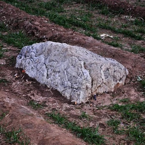  世界上最小的山，高度只有0.6米，却无人敢攀登！