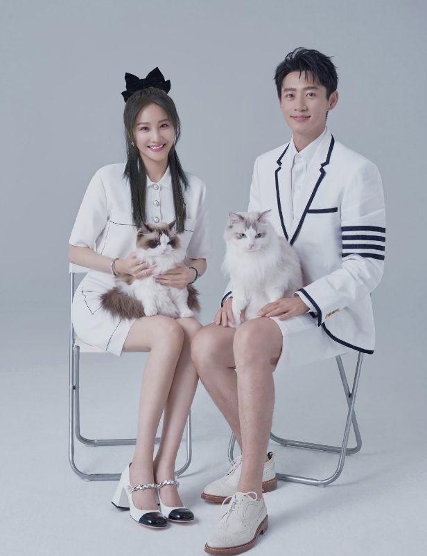 魏晨|魏晨接亲现场照片曝光，高颜值伴郎伴娘团亮相，白敬亭卡点送祝福