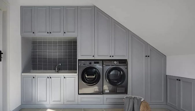 时尚装修设计大全 你家的扫把还乱放?不妨打造一个家政空间,让家务效率提升10倍!