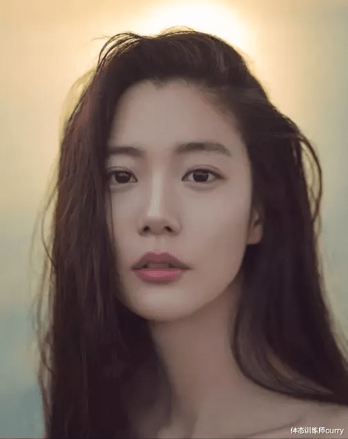 小姐姐|亚洲第一美女“克拉拉”究竟有什么魔力？