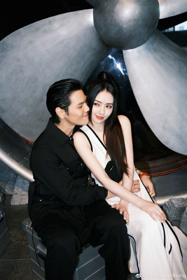 全员加速中|女儿刚满1岁又要生二胎！郭碧婷收豪礼疑遭催生，向太：她说要生3胎