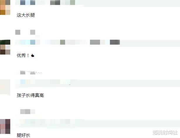 吴尊|吴尊10岁女儿为文莱国王表演，穿白衣气质文静，大长腿引人注目