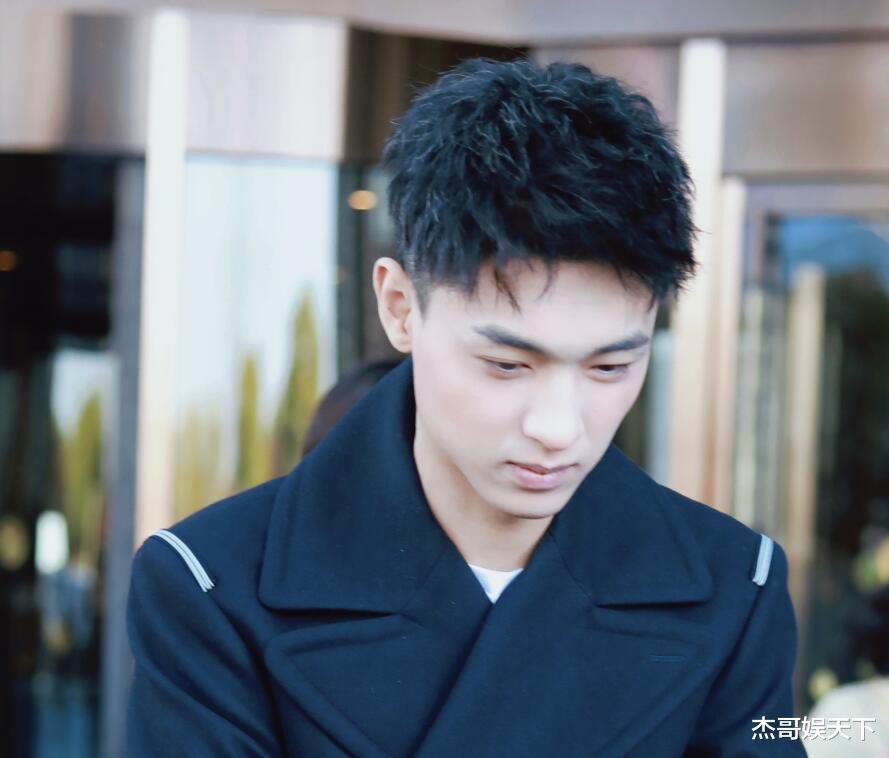 你好星期六|该整改的保留了，该保留的整改了，《你好星期六》简直是自欺欺人