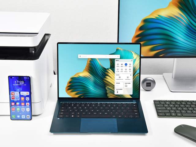 华为|左手智慧 右手专业  华为超级终端笔记本发布