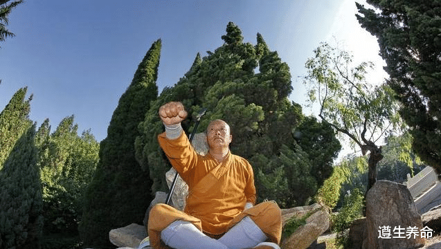 遵生养命|坐式八段锦 坐着练也强身