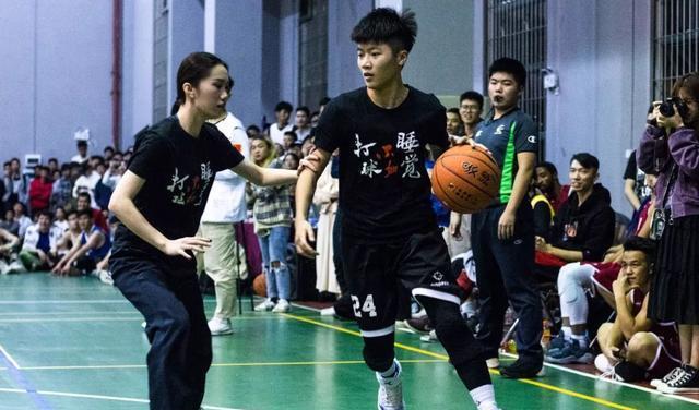 公安机关 被网友骂“快去死”的女网红，真的走了！临终前一如既往地平静