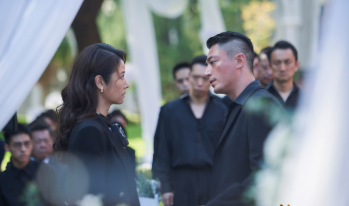 林心如|杨佑宁曝光《华灯》林心如霍建华夫妻吵架现场：我不敢凑什么热闹