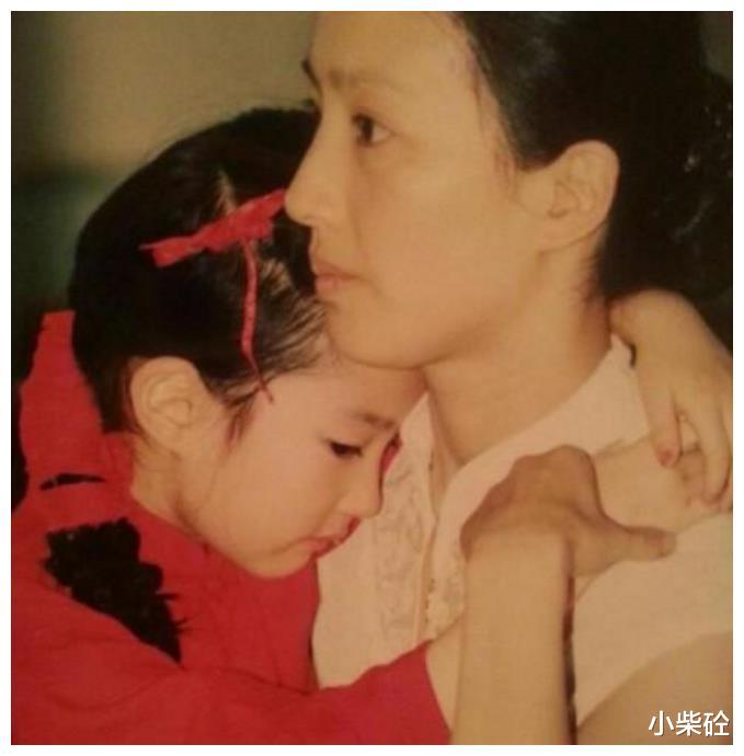 陈金飞|左手捧红“刘亦菲”，右手揽“小刘亦菲”入怀，陈金飞的风流债