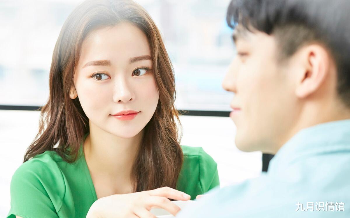 九月识情馆|在睡觉前，男人在这两个方面对你毫无兴趣，说明了一点
