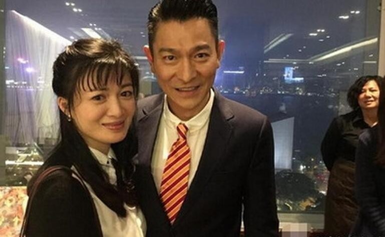 陈少霞|“双儿”陈少霞为丈夫出卖刘德华公司的机密，如今生下两个女儿