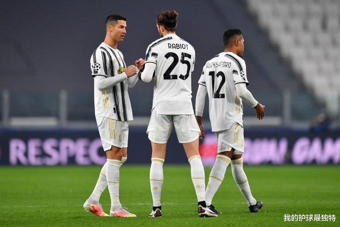 C羅|0-8！C羅走下神壇！連續3年歐冠大禮包爆炸，14年尷尬紀錄誕生