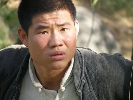 谢孟伟|“嘎子哥”新片上映，“雷”的我外焦里嫩，要不还是回去做直播吧