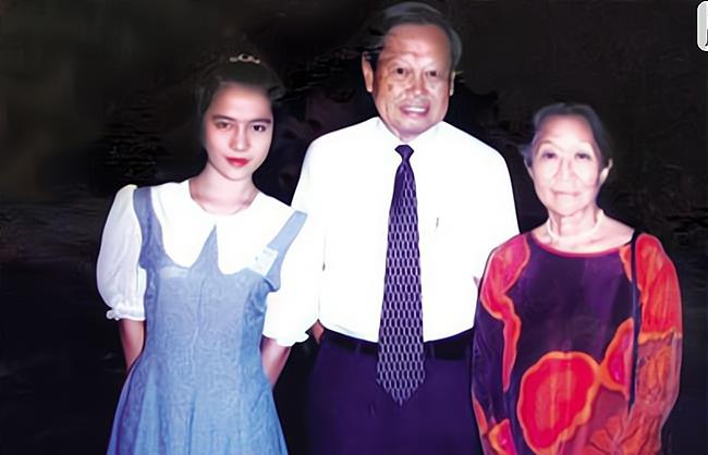 翁帆|杨振宁的泪水和痴爱：逝世的“奢香夫人”，以青春赌他幸福的翁帆