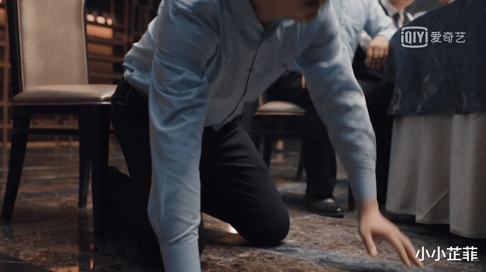 理想之城|《理想之城》：职场有多难？十几人的饭局上让下属当众学猪叫