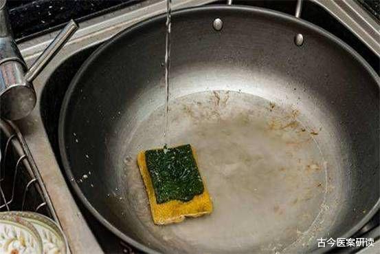 腹泻|80后夫妻频繁腹泻，确诊肝癌，医生：天天刷锅，怎么不顺便刷刷“它”