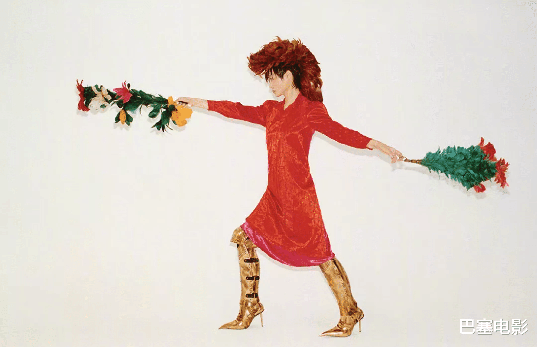 杨幂|2021最后一天，我把最辣眼的明星封面都找来了，可以笑到过年了