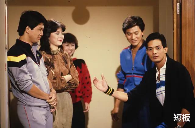 TVB|TVB过气老戏骨有多惨？67岁直播带货，辛苦8小时还赚不到200元