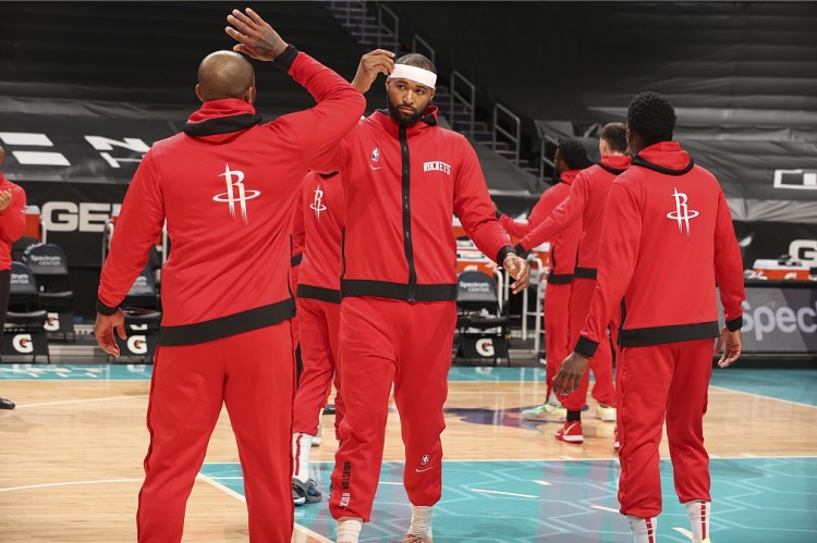 考辛斯|官宣！考辛斯被裁，湖人积极响应，连败补强迫在眉睫，火箭攒人品！