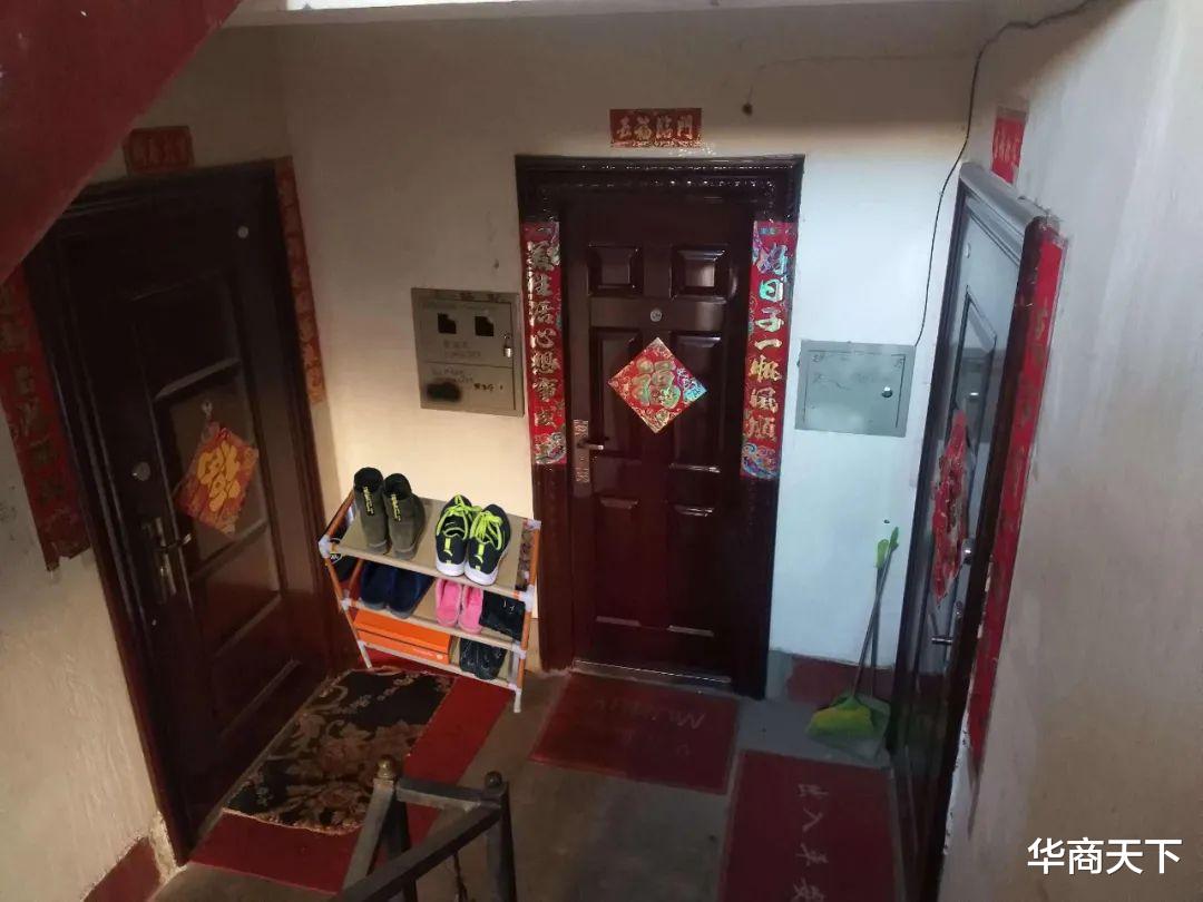 如果开门就能看到别人的鞋柜，我直接就扔了，哪还有商量的余地？