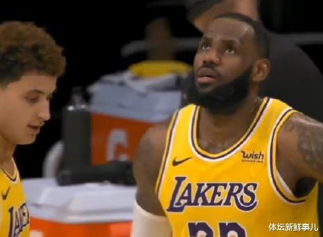 湖人队|惨烈!湖人114-113雷霆,苏群曝内情,波普惹争议,谁注意詹姆斯举动