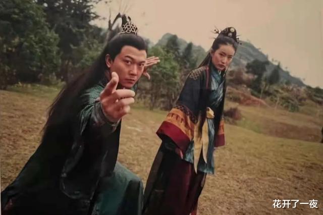 迪丽热巴|遇上这9个女星演配角，女主们都要大喊倒霉，有3个惊为天人却不红