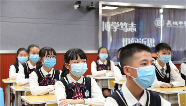 若珍|补习班被取缔后，家长猛钻牛角尖，教委负责人一番话醍醐灌顶