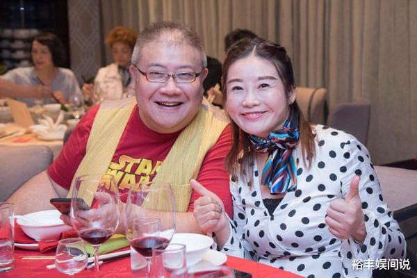 黄夏蕙|黄夏蕙再过88岁生日，满脸脂粉认不出，亚视忠臣刘锡贤携女友现身