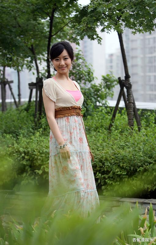 白冰|丈夫与同性亲热，综艺中痛哭--“京城四美”白冰