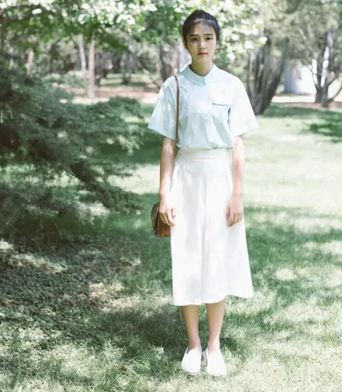 白梦妍|模特到华鼎奖最佳女演员,白鹿仅用5年,他背后的这个男人是关键