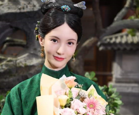 玉楼春|同样热播，为何《荣耀》小爆，而《玉楼春》悄无声息，原因很现实