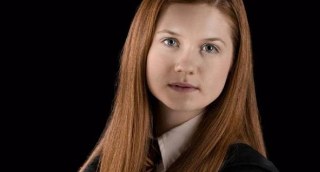 赵露思|哈利·波特婚后10年的生活？看看金妮演员邦德·赖特，如何回答